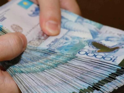 Астанада білім басқармасының бөлім басшысы сотталды