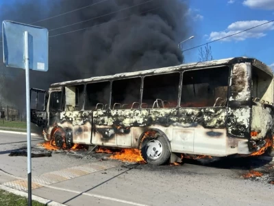 БҚО-да мектеп автобусы өртеніп, жүргізуші зардап шекті