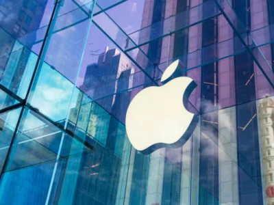 «Apple» сауда белгісін заңсыз пайдаланған кәсіпкерге айыппұл салынды