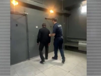 Алматыда дәмхана қызметкерлерін балағаттаған азамат қамалды