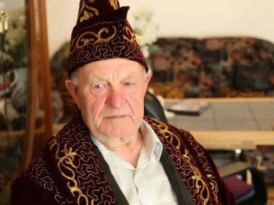«Қазақ қолындағысының барын береді»: Германияға көшіп кеткен неміс азаматы қазақ халқы туралы айтты