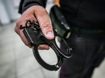 Полиция кісі тонаумен айналысқан жігітті қалай ұстағандарын көрсетті