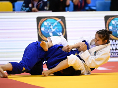 Олимпиада жүлдегері Ақмарал Науатбек әлем чемпионатында жеңіліп қалды