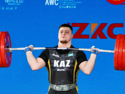 Зілтемірші Артём Антропов Азия чемпионатының күміс жүлдегері атанды