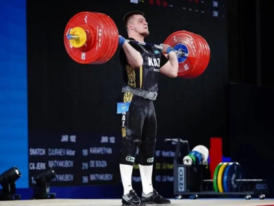 Қазақстандық ауыр атлет Азия чемпионатының күміс жүлдегері атанды