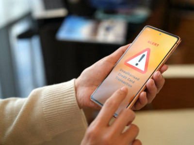 Жас жігіт танысының телефонын алып, 1 млн теңге несие рәсімдеген
