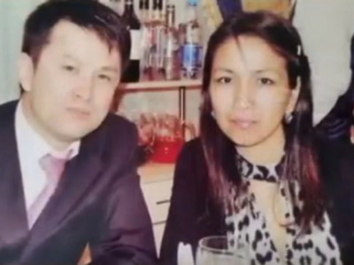 «Марқұм әйелімнің жылуы маған өмірімнің соңына дейін жетеді»: Медеу Арынбаев көз жасына ерік берді