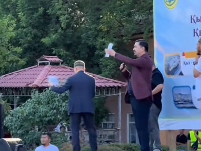 Бағасы – 50 млн теңге: «Жәннатқа билет» сатқан әзілкеш жұрттың ашуына тиді