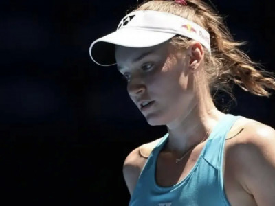 Ролан Гаррос: Елена Рыбакина Ига Швентектен жеңіліп қалды