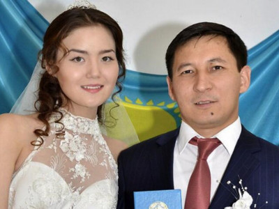 «Бриллиант, шуба, Лондон, Париж»: Каринаның өмірін миллиондаған қыз армандайды – қайын ағасы