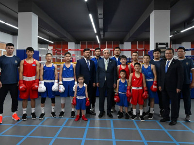 Президент Бекзат Саттарханов атындағы спорт кешенін аралап көрді