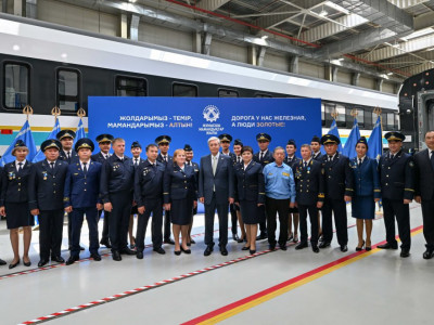 Президент Stadler Kazakhstan зауытымен танысты