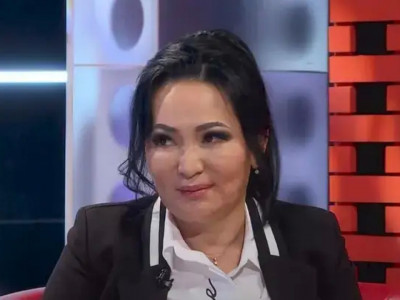 "Мен – бақытсызбын" деп өзін құрбан жасап, тағдырына налып отыратындар көбейіп кетті" – Гүлзира Айдарбекова