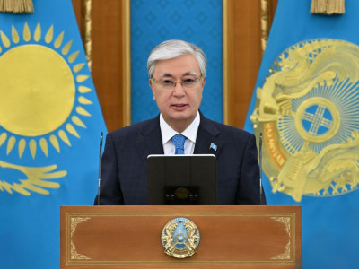Мемлекет басшысы БАҚ қызметкерлерін марапаттады