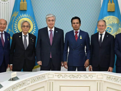 Тоқаев әлемдік нейрохирургия саласының өкілдерімен кездесті