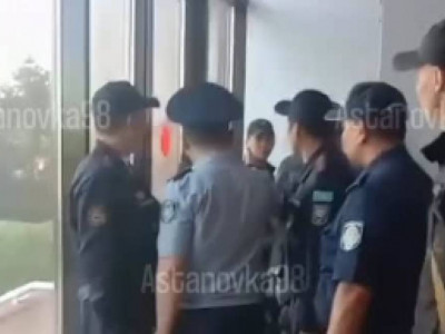 Астаналық жігіт Министрліктер үйіне өрт қоймақ болған
