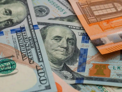 Бүгін доллар қанша теңгеден саудаланып жатыр