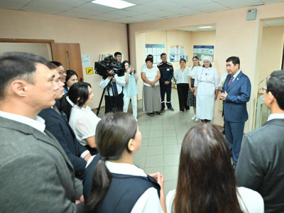 Қошанов: Еңбекке құрмет пен мамандыққа деген сүйіспеншілік колледж қабырғасында қалыптасады