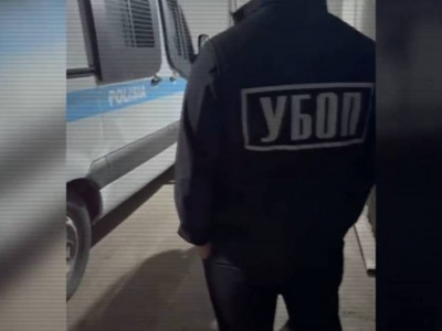 Қарағанды облысында бопсалаумен айналысқан қылмыстық топ ұсталды (ВИДЕО)