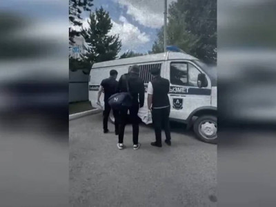 Ақмола облысында пара алған шенеунік ұсталды (ВИДЕО)
