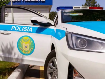 Түркістан облысында полицей қызметтік көлікпен аударылып қалған