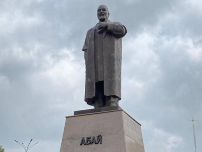Басты мақсат – Абайдың мұрасын құрметтеп, ұрпақ санасына сіңіру – Ермек Көшербаев