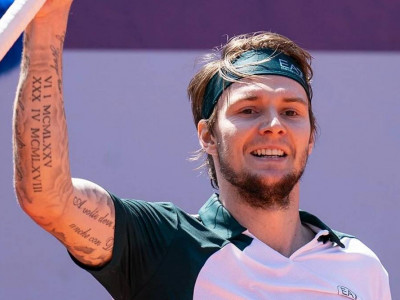 Теннисші Александр Бублик ATP-250 турнирінің жартылай финалына шықты