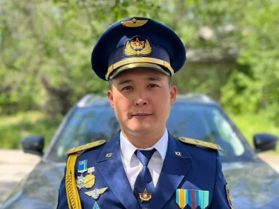 «Бір ұл, бір қызы бар»: жоғалған тікұшақтағы экипаж мүшелері туралы туыстары айтты