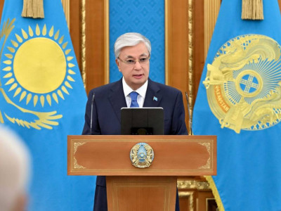 Мемлекет басшысы көлік саласының қызметкерлерін марапаттады