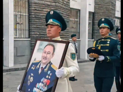 Алматыда жұртшылық Талғат Мұсабаевпен қоштасты