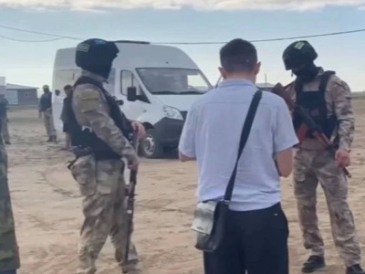 БҚО-да қару мен киік мүйізін заңсыз сақтаған шаруа қожалығының басшысы қамауға алынды