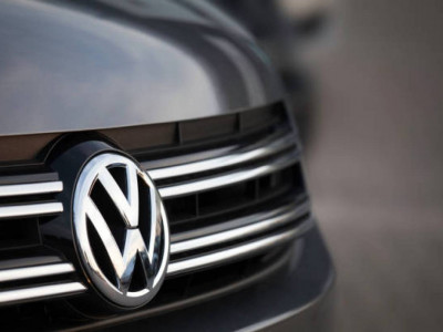 "Қуат керек болса, ай сайын ақша төле": Volkswagen көліктеріне жаңа жүйе енгізе бастады