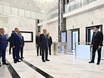 Президент Астанадағы ҰҚК департаментінің жаңа ғимаратына барды