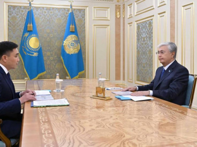 Президент Шымкент қаласының әкімін қабылдады
