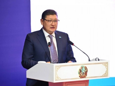 Абай облысының әкімі тамыз конференциясында баяндама жасады