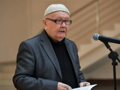 «Сатып алушылармен есептесіп, үйді өз атына рәсімдедік»: Профессор Кәкен Қамзин үйін қайтарып алды