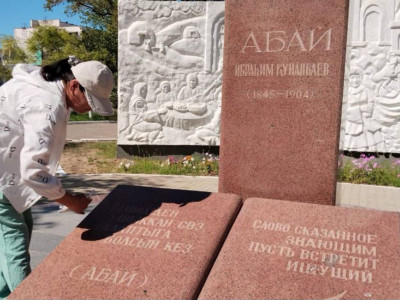 «Таза бейсенбі» акциясы аясында тазалық жұмыстары жалғасып жатыр