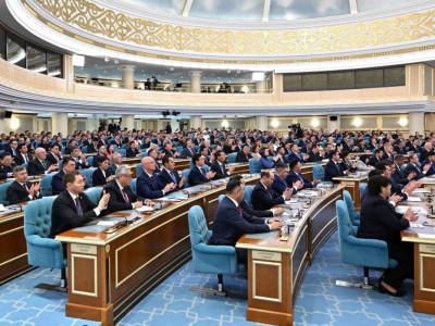 Сегізінші шақырылымдағы Парламенттің төртінші сессиясы ашылды