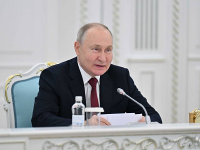 Владимир Путин Зеленскиймен кездесуді Мәскеуде өткізуді ұсынды