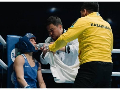Бокстан әлем чемпионаты: Элина Базарова алғашқы жекпе-жегінде жеңіліп қалды
