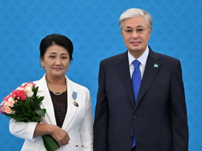 Президент мұнай-газ саласын дамытуға үлес қосқан азаматтарды марапаттады