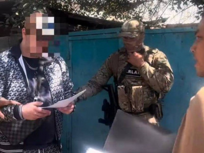 Қазақстандықтардың есепшоттарына кибершабуыл жасаған күдікті ұсталды