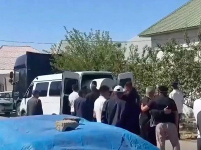 Әскерде көз жұмған сарбаз жер қойнына тапсырылды (ВИДЕО)