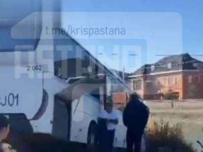 Астана маңында жолаушылар автобусы апатқа ұшырады (ВИДЕО)