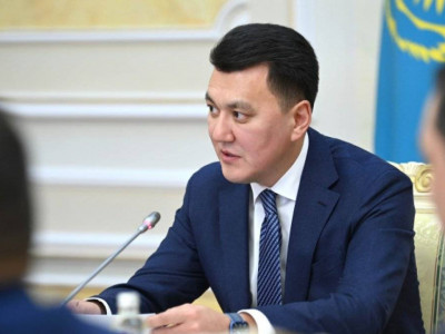 Елімізде есірткі бизнесін жою үшін жаңа кешенді жоспар әзірленіп жатыр – Ерлан Қарин