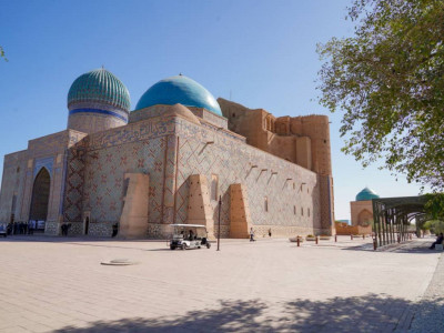 Ермек Көшербаев Түркістандағы тарихи нысандарды қалпына келтіру жұмыстарын тексерді