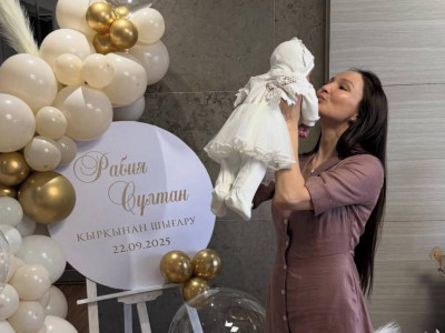 Жұлдыз Әбдікәрімова қызын қырқынан шығарып, есімін жария етті