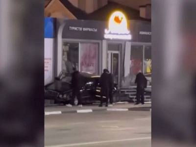 Қостанайда автокөлік сауда орталығына соғылды