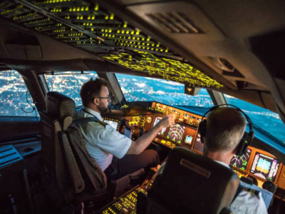 Qazaq Air ұшқыштары компания басшылығына талап қойды