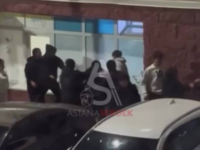 Астанада жасөспірімдер арасындағы жаппай төбелес видеоға түсіп қалды